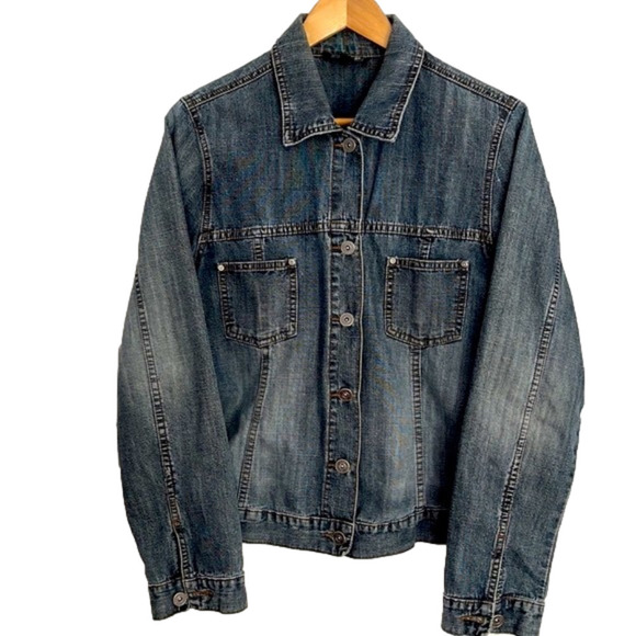 Contrast Jean Jacket. Lightweight Jean Jacket. Soft Comfy Denim Coastal. LARGE - Picture 7 of 12